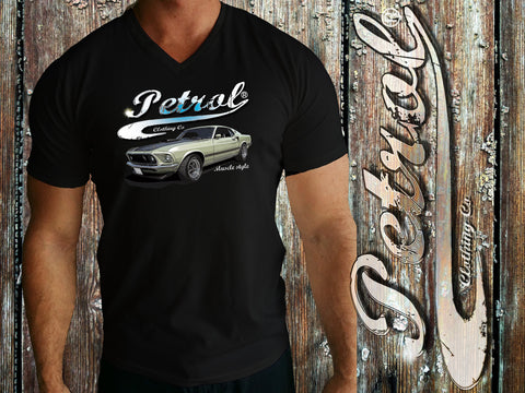 Mustang in vintage green V-Neck T {unisex}